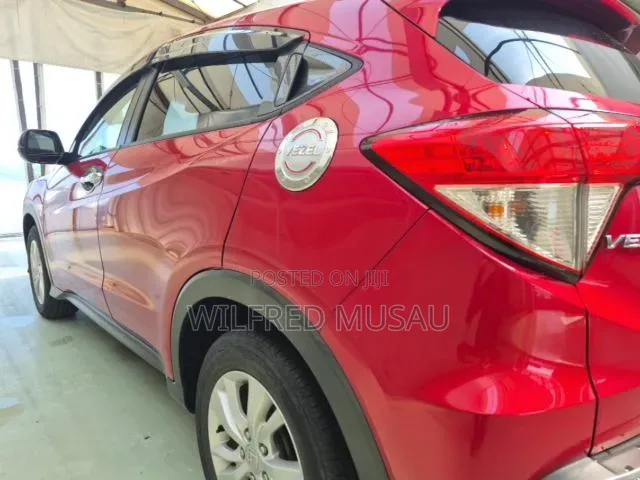 Honda Vezel 1.5 2WD 2020 Red