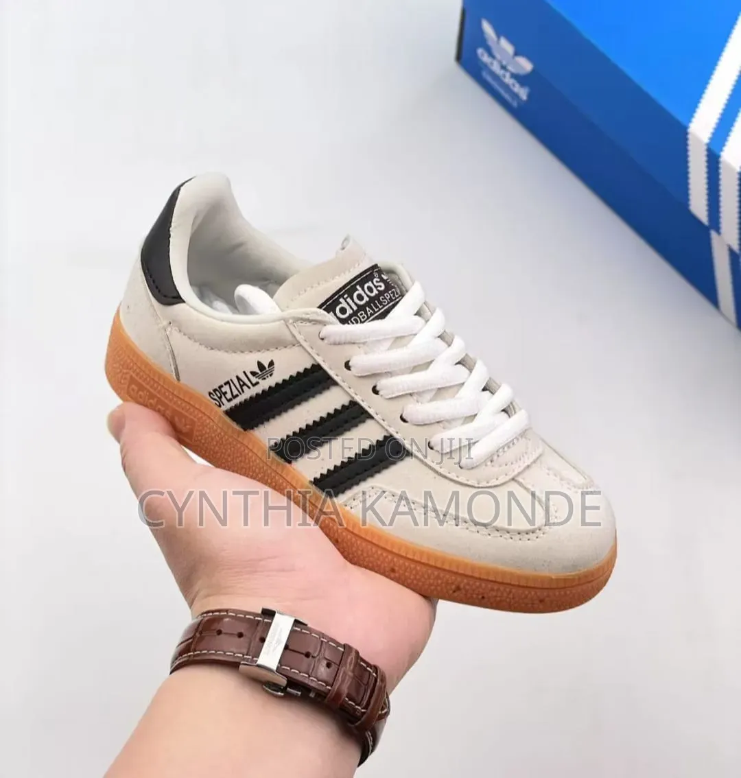 Kids Adidas Spezial