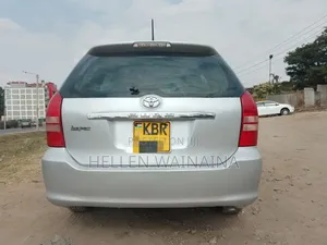 Toyota Wish 2006 Silver