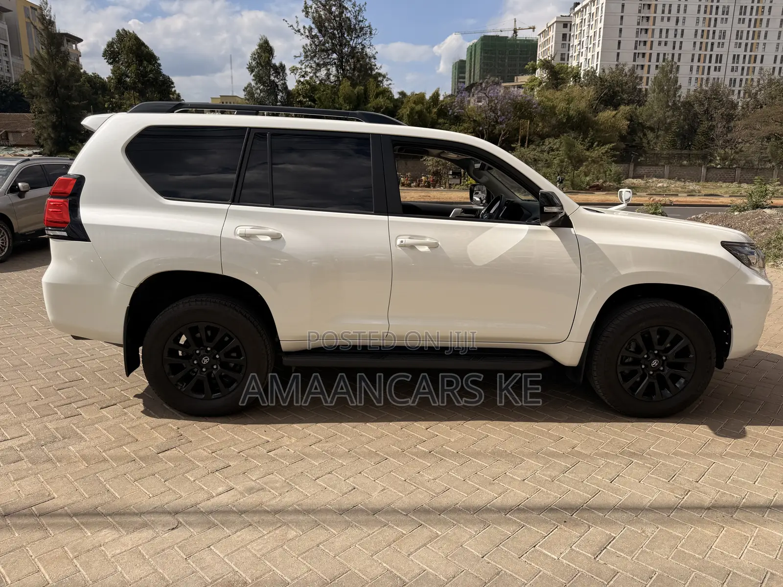 Toyota Land Cruiser Prado 2.7 2021 White