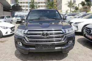 Toyota Land Cruiser 4.6 V8 ZX 2020 Gray