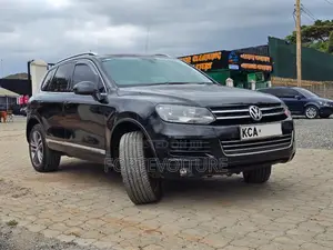 Volkswagen Touareg 2011 Black