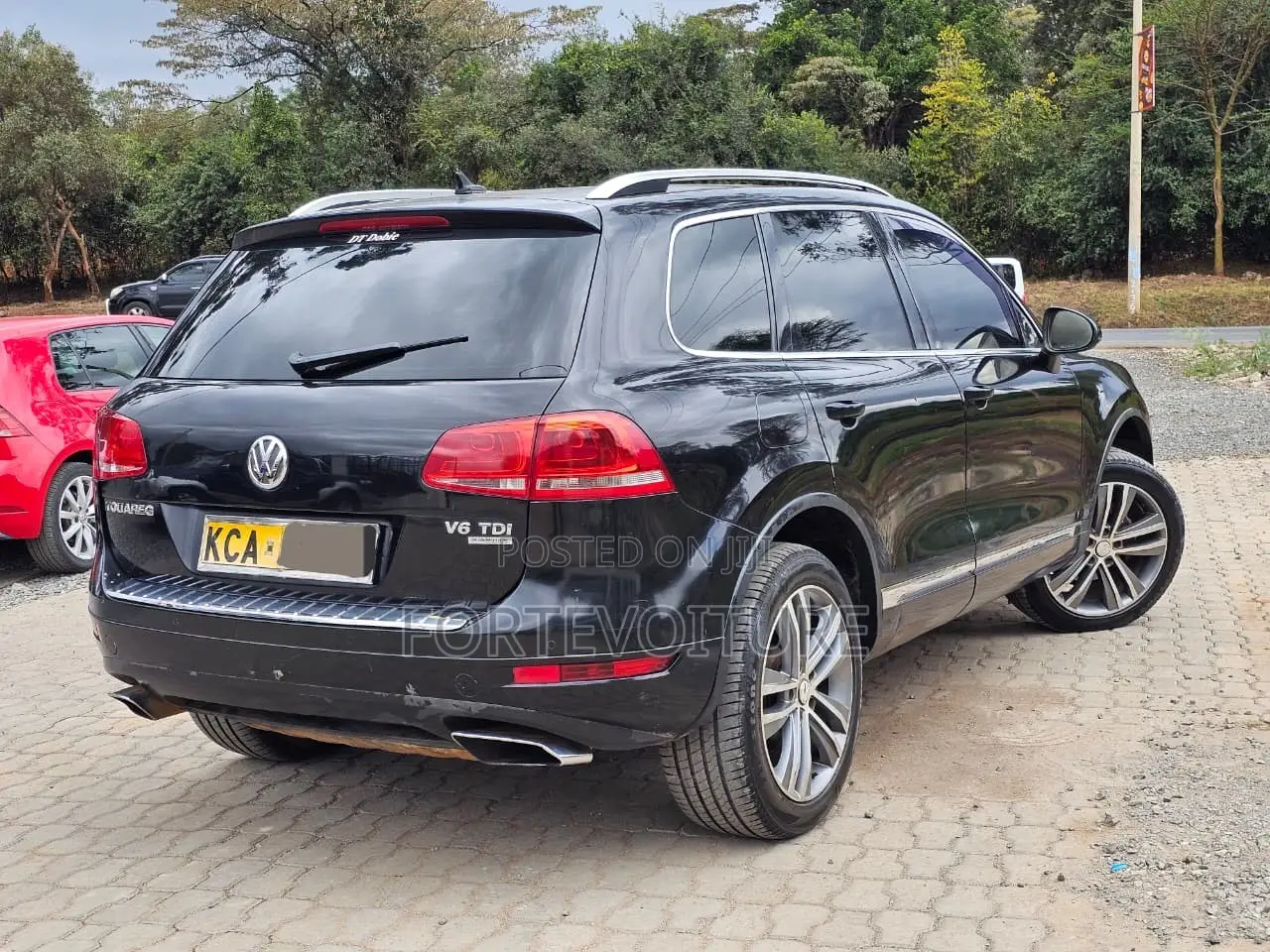 Volkswagen Touareg 2011 Black