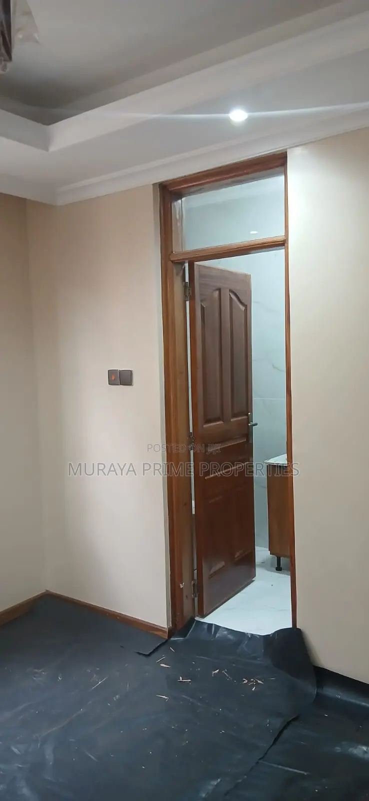 5bdrm Maisonette in Kerarapon for sale