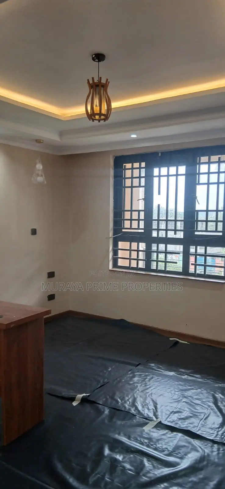 5bdrm Maisonette in Kerarapon for sale