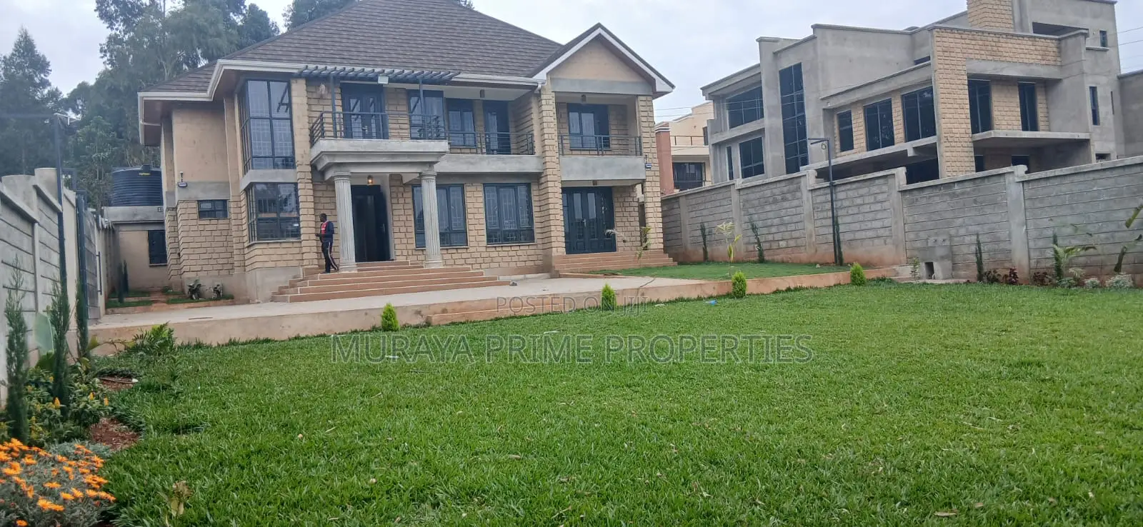 5bdrm Maisonette in Kerarapon for sale