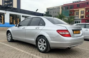 Mercedes-Benz C200 2011 Silver