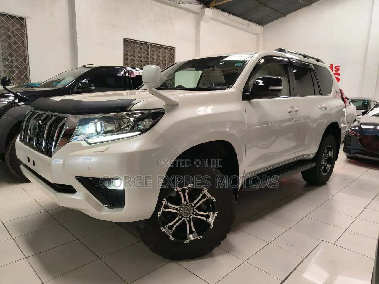 Toyota Land Cruiser Prado 2.8 2021 White