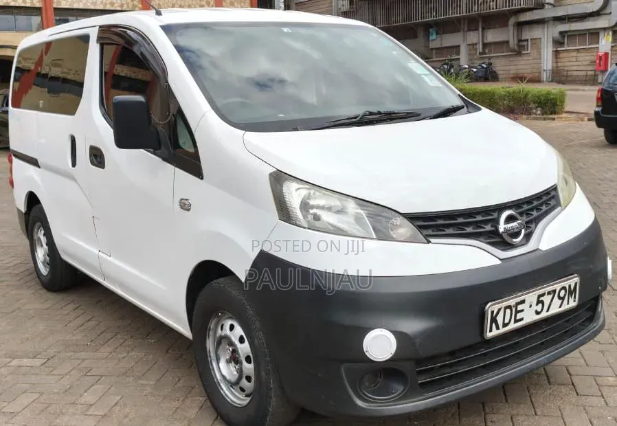 Nissan NV200 2015 White