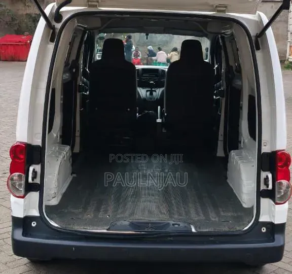Nissan NV200 2015 White