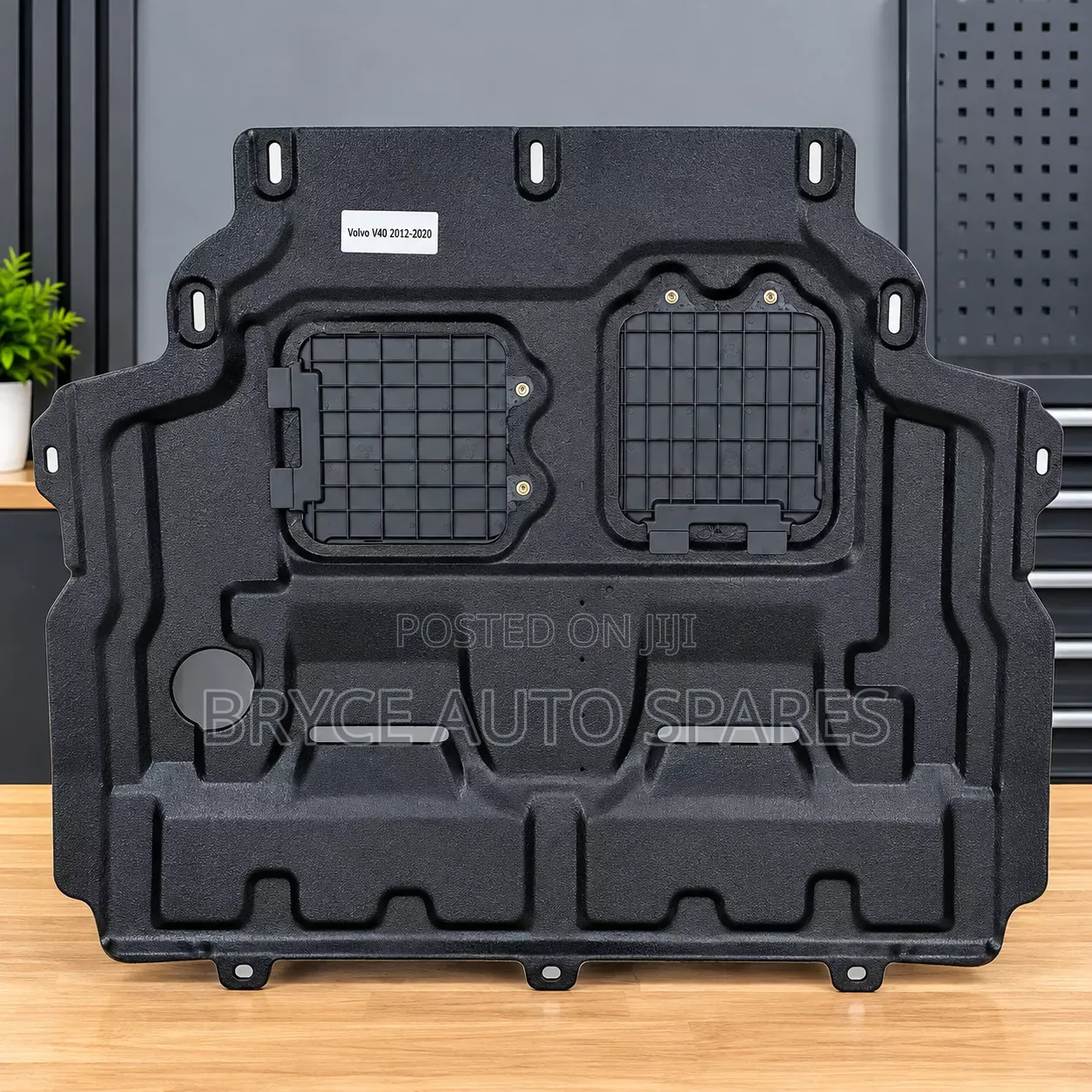 Manganese Steel Engine Cover Rust Shield for Volvo V40 (2012-2020)