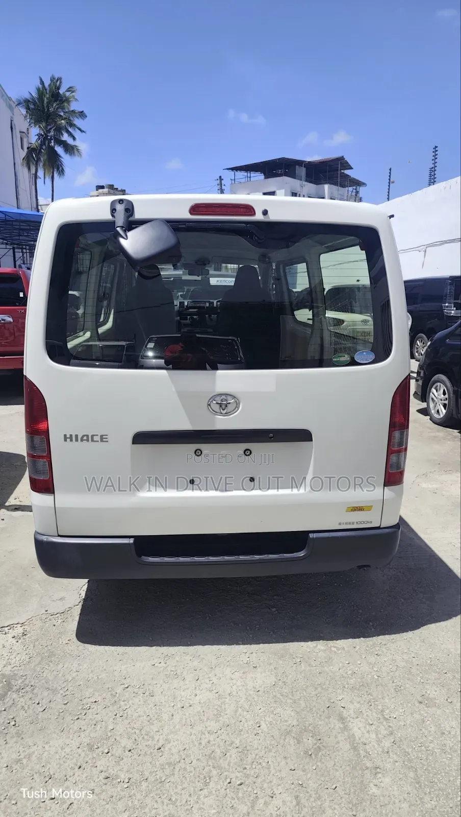Toyota HiAce 2019 White