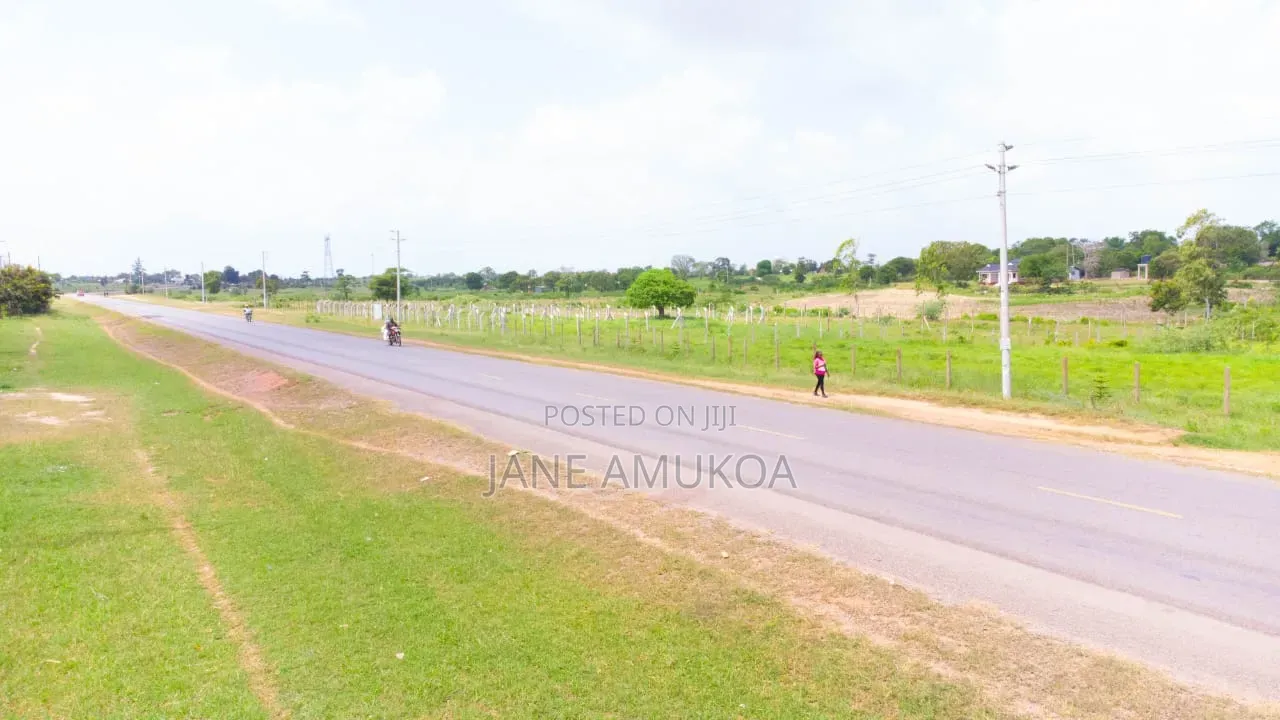50 X 100 Mariakani