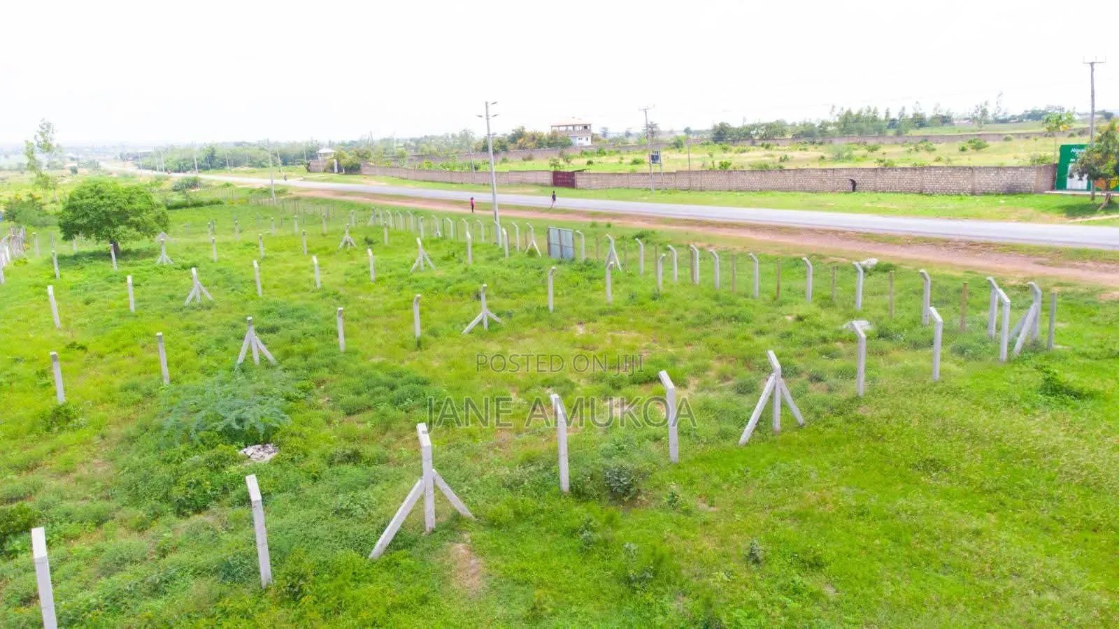 50 X 100 Mariakani