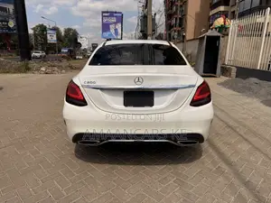 Mercedes-Benz C200 2019 White