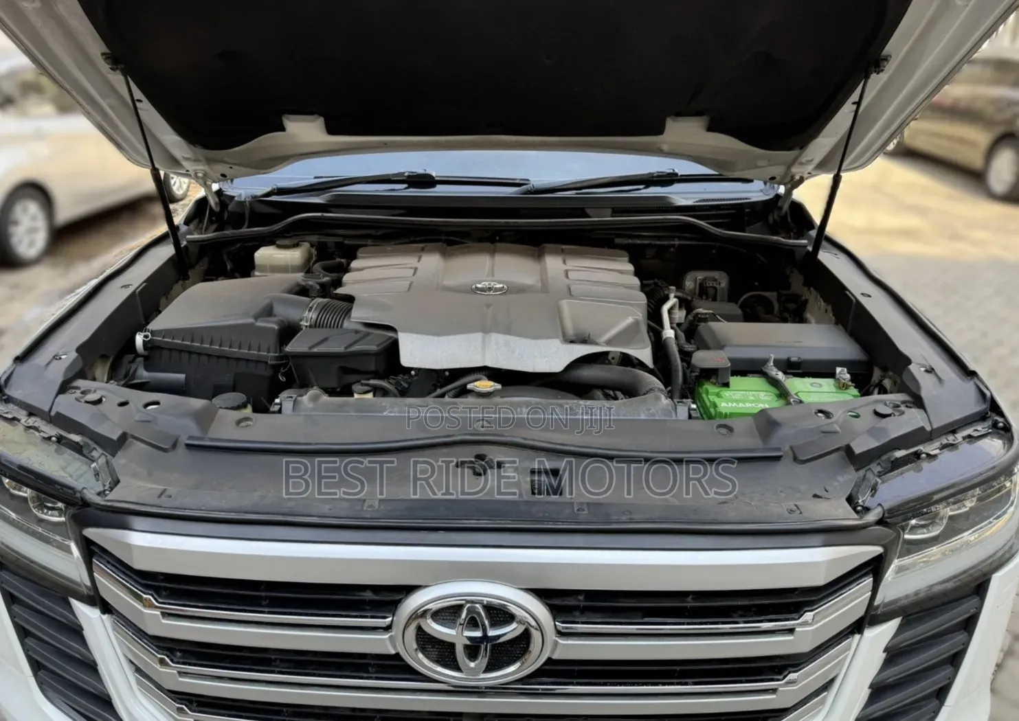Toyota Land Cruiser 4.6 V8 ZX 2015 Pearl