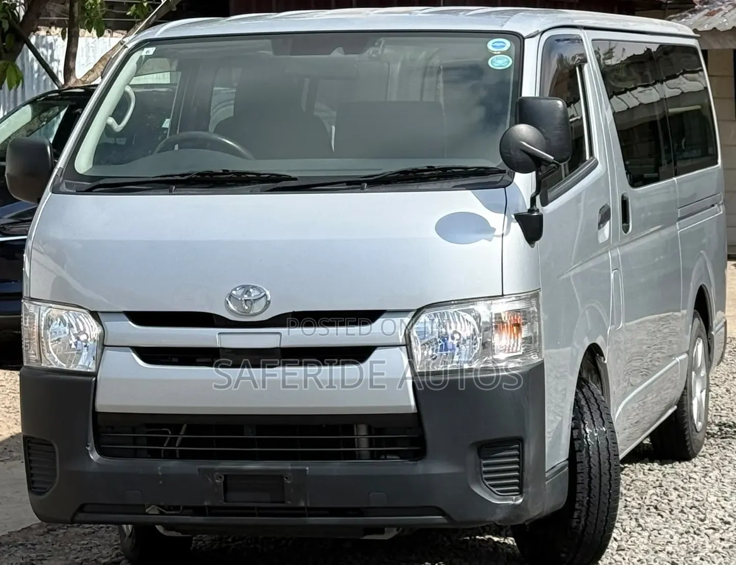 Toyota HiAce 2019 Silver