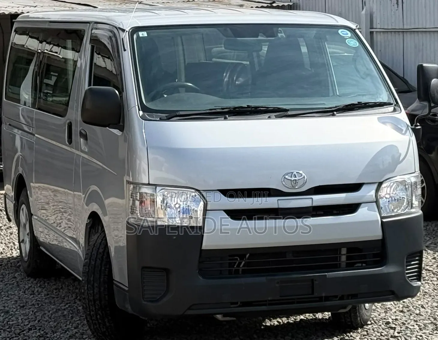 Toyota HiAce 2019 Silver
