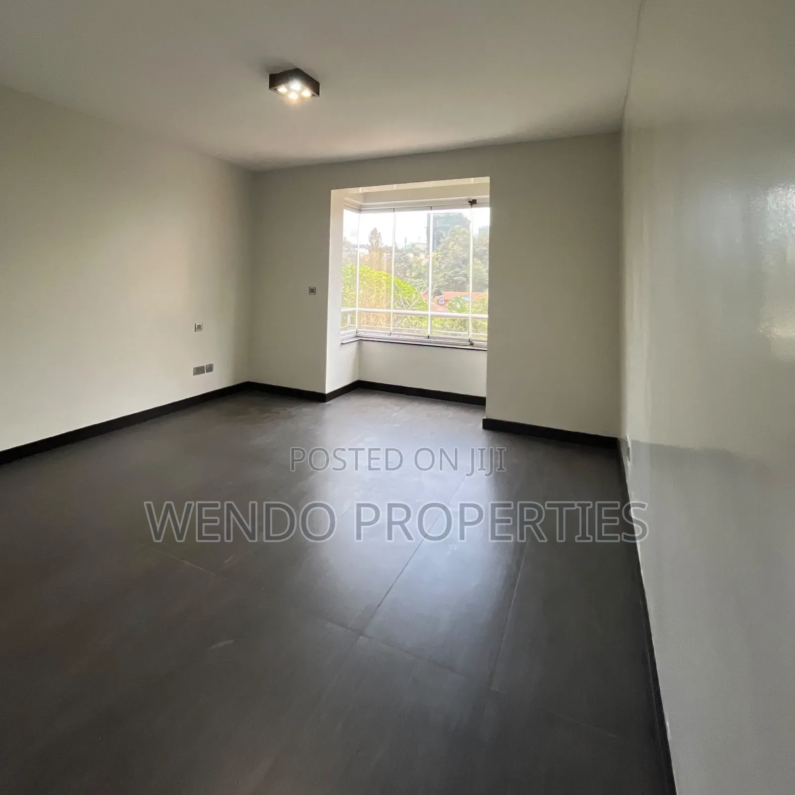 3bdrm Apartment in Riverside Drive for rent