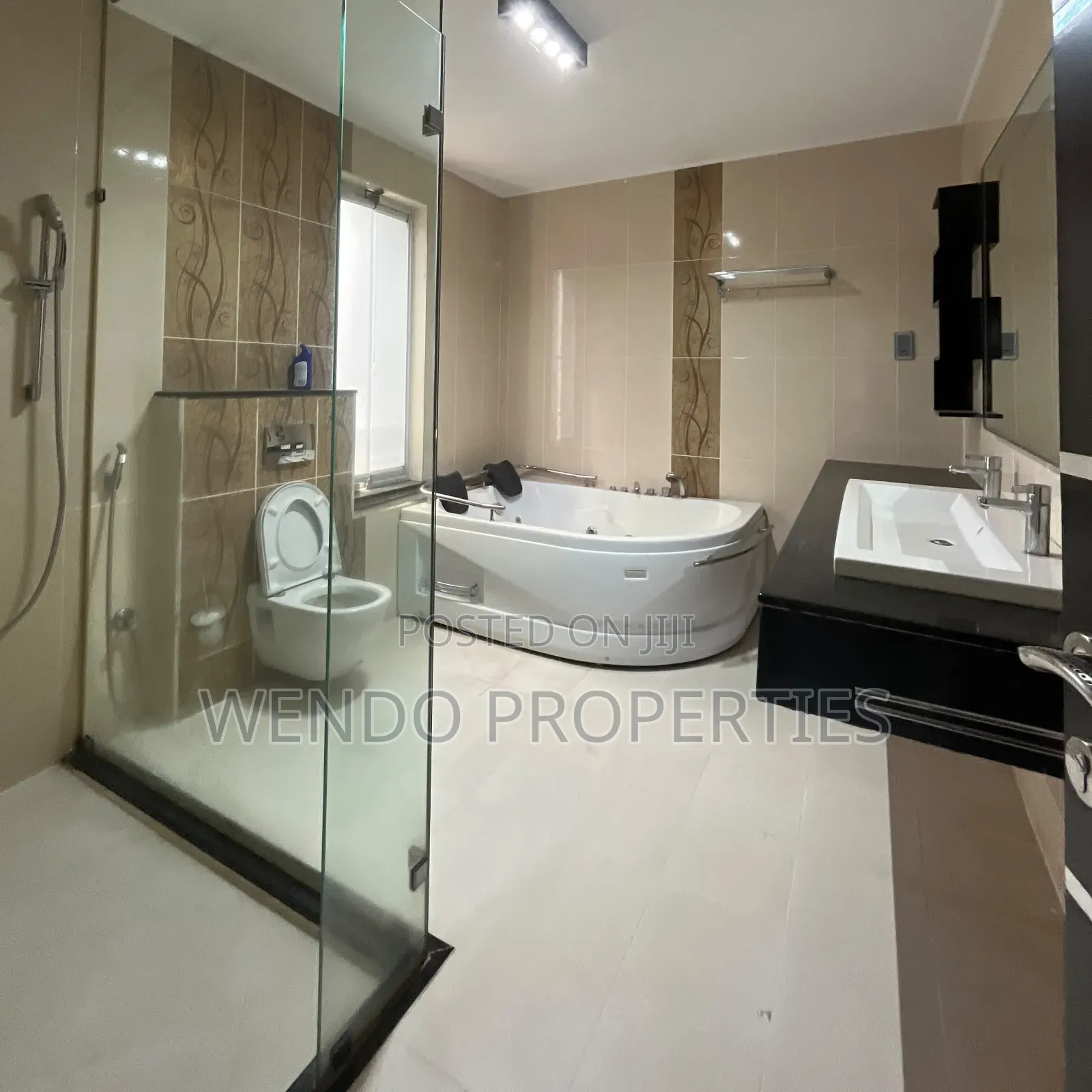 3bdrm Apartment in Riverside Drive for rent