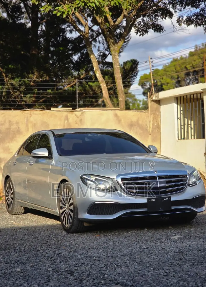 Mercedes-Benz E400 2018 Silver