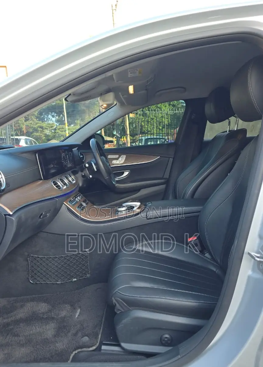 Mercedes-Benz E400 2018 Silver