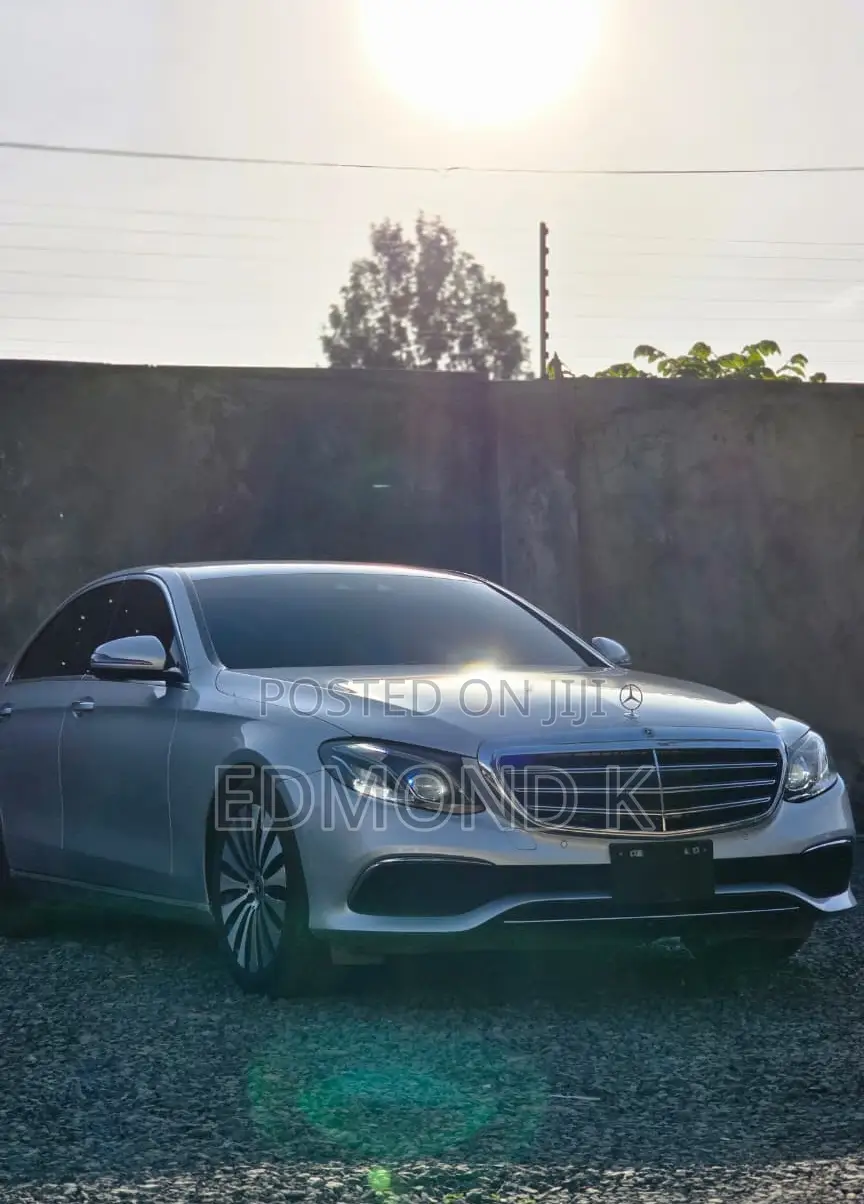 Mercedes-Benz E400 2018 Silver