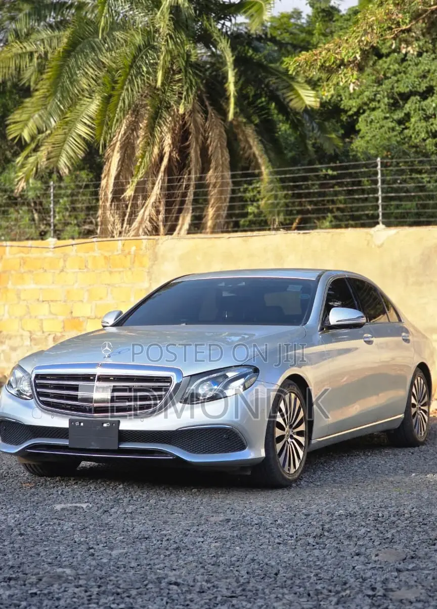 Mercedes-Benz E400 2018 Silver