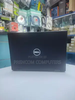 Laptop Dell Latitude 3390 2-in-1 8GB Intel Core i5 SSD 256GB