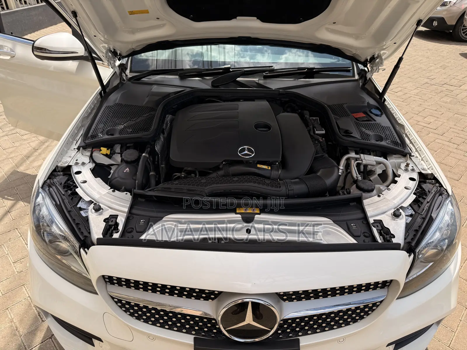 Mercedes-Benz C200 2019 White