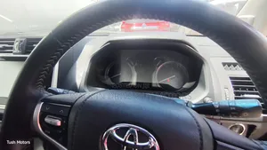 Toyota Land Cruiser Prado 2018 White