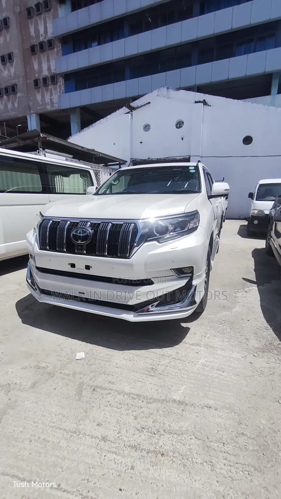 Toyota Land Cruiser Prado 2018 White