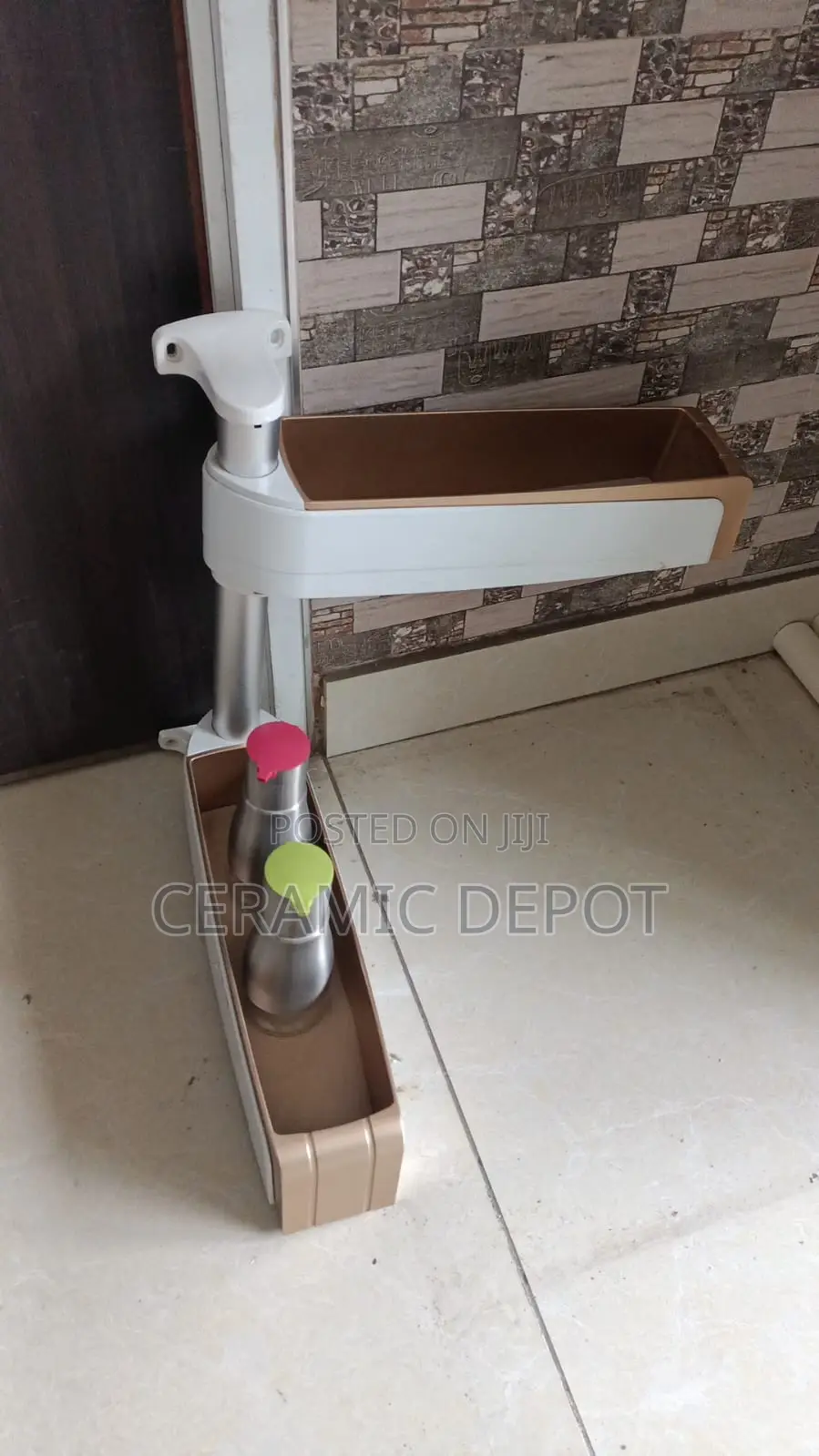 Rotating Wall Hanging Rack 2 Compartments