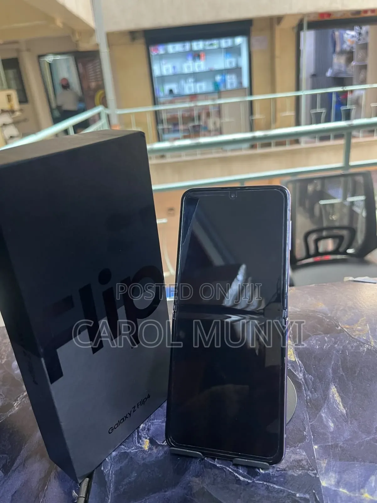 New Samsung Galaxy Z Flip4 512 GB Purple