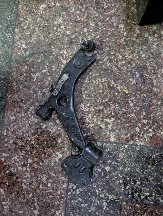 Volvo V40 Control Arm. - main view