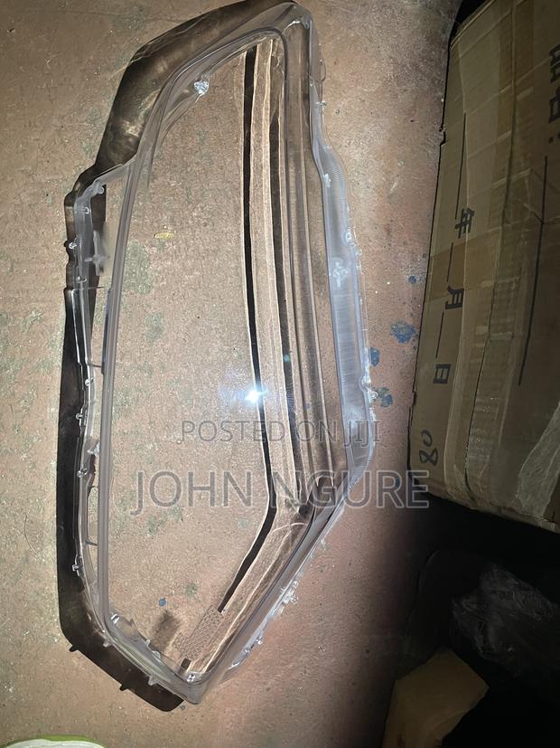 Nissan Xtrail 2014 Headlight Lens - main view