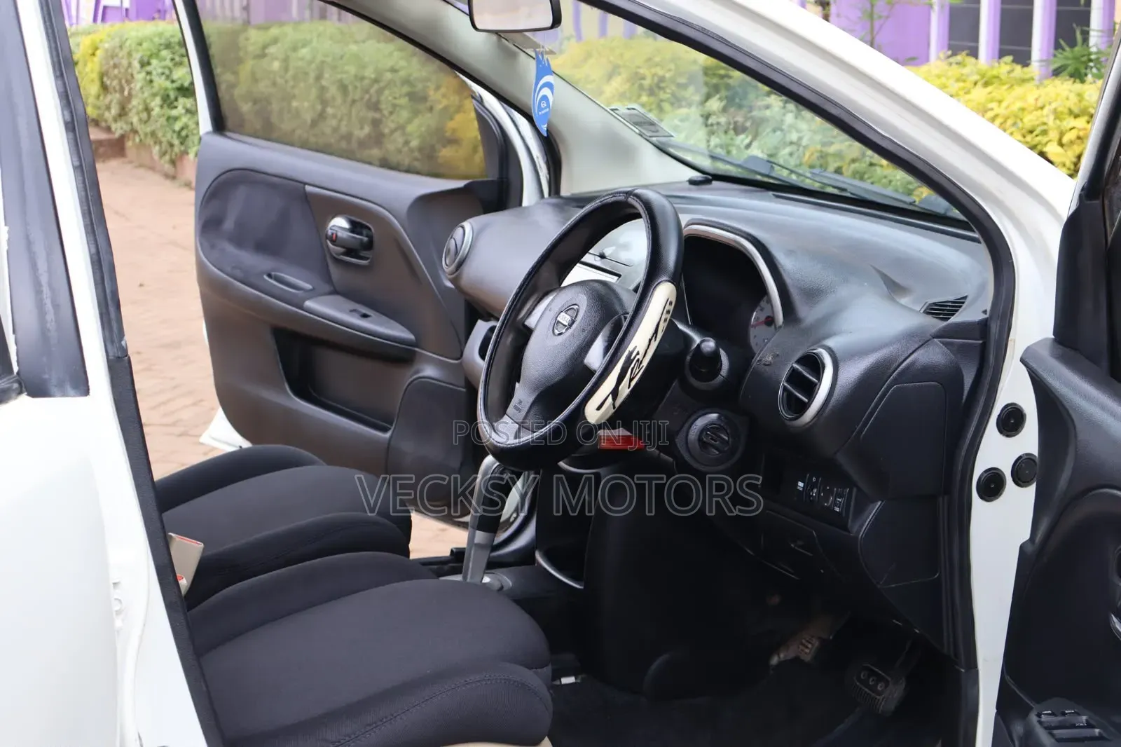 Nissan Note 2011 White