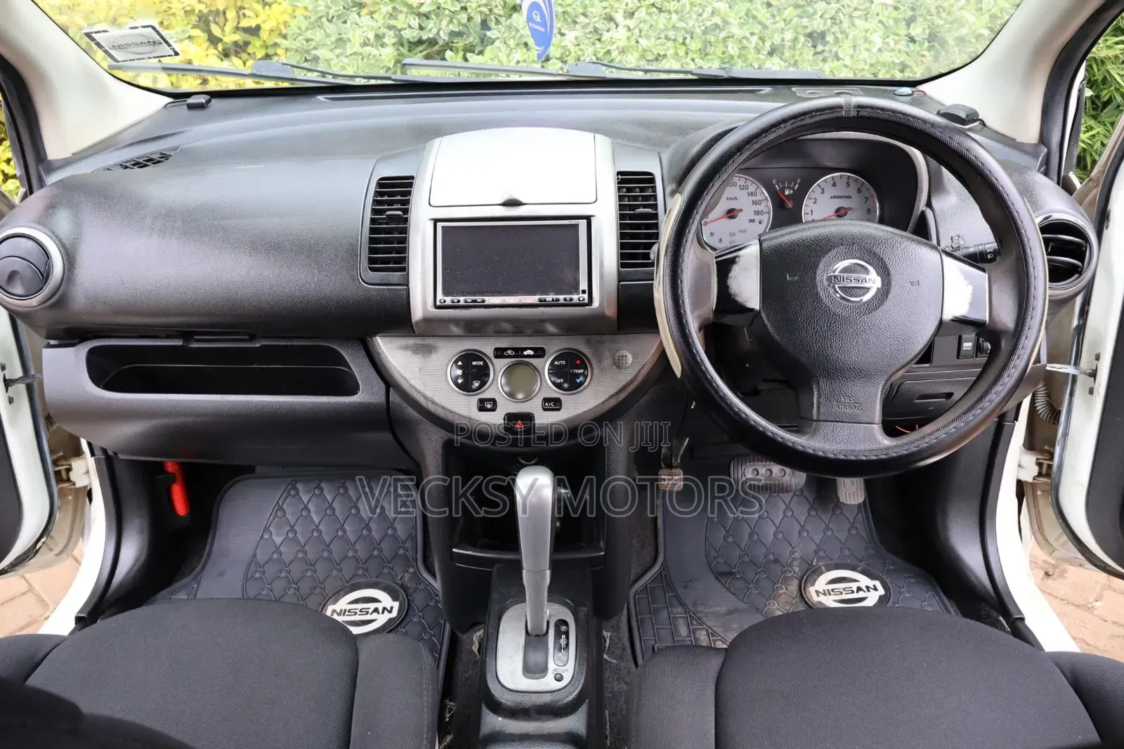 Nissan Note 2011 White