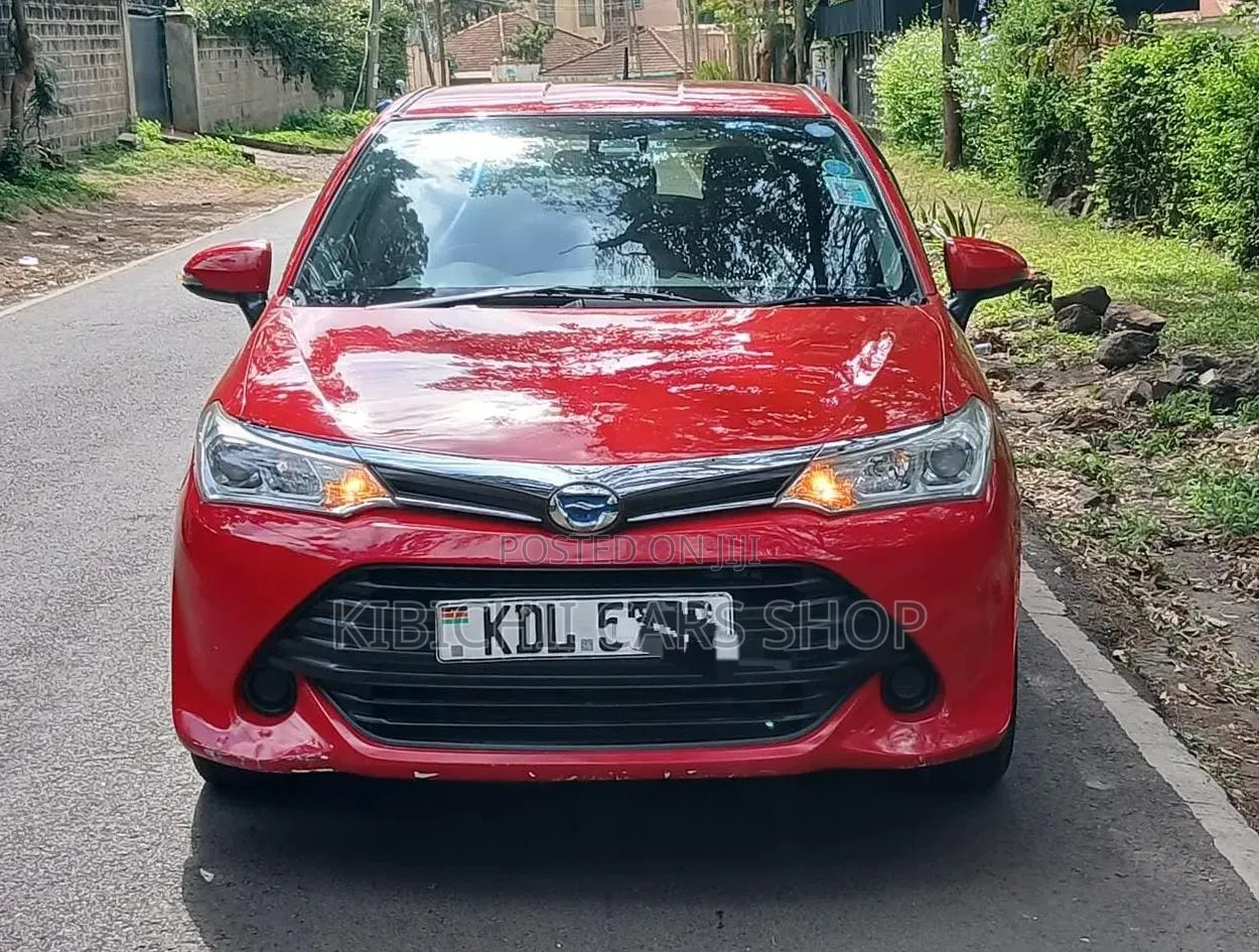 Toyota Corolla Fielder 2016 Red