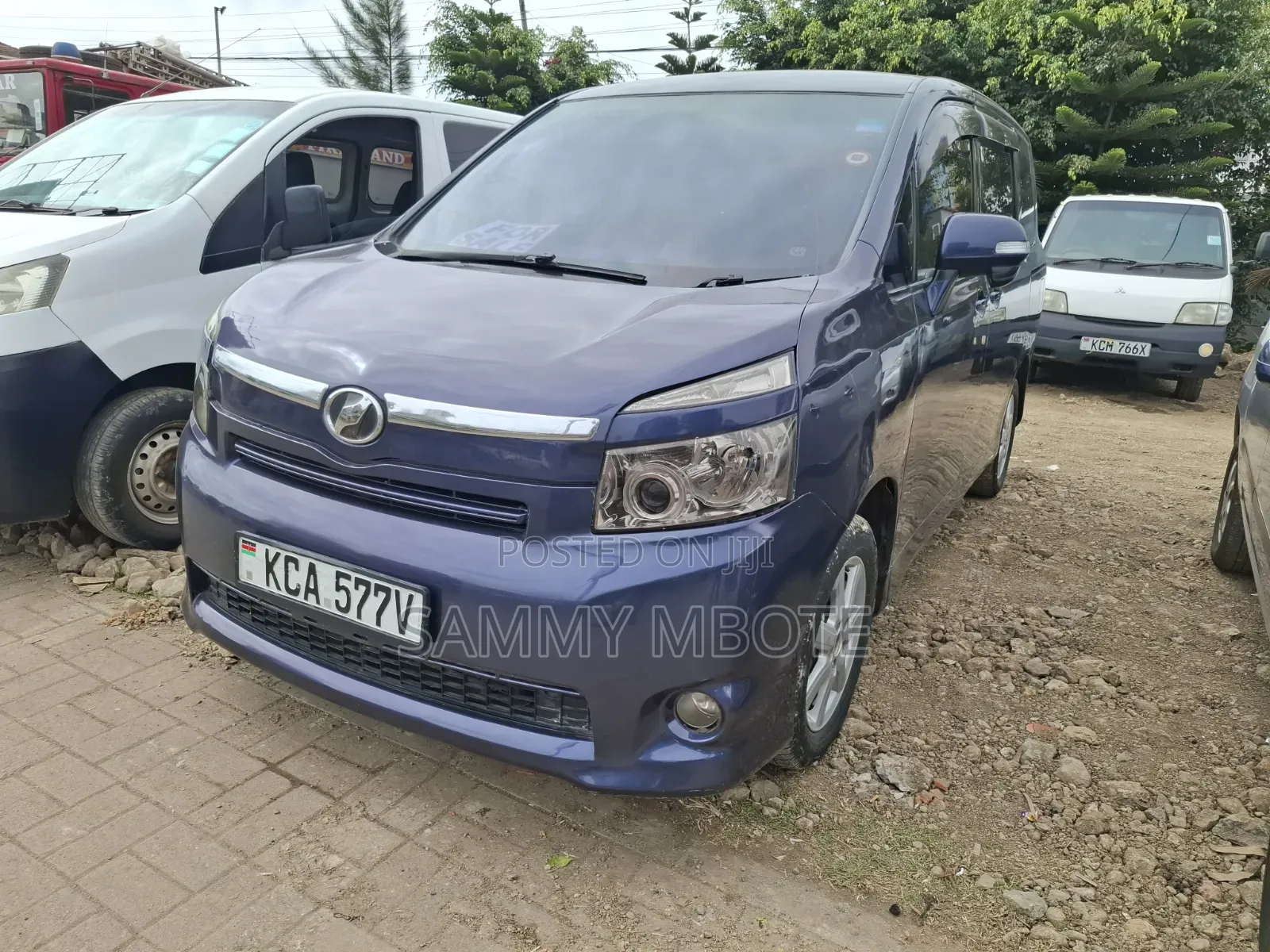 Toyota Voxy Z 2WD 8-Seater 2008 Blue