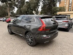 Volvo XC60 2019 Gray