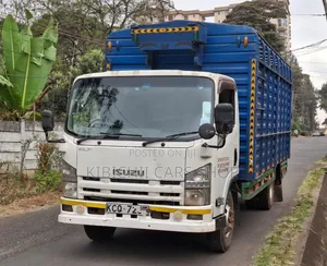 Isuzu Elf Manual 2014 White