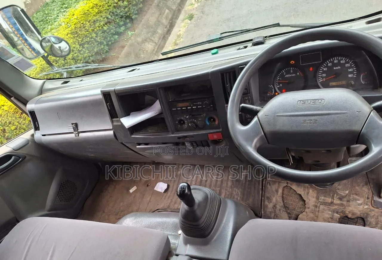 Isuzu Elf Manual 2014 White