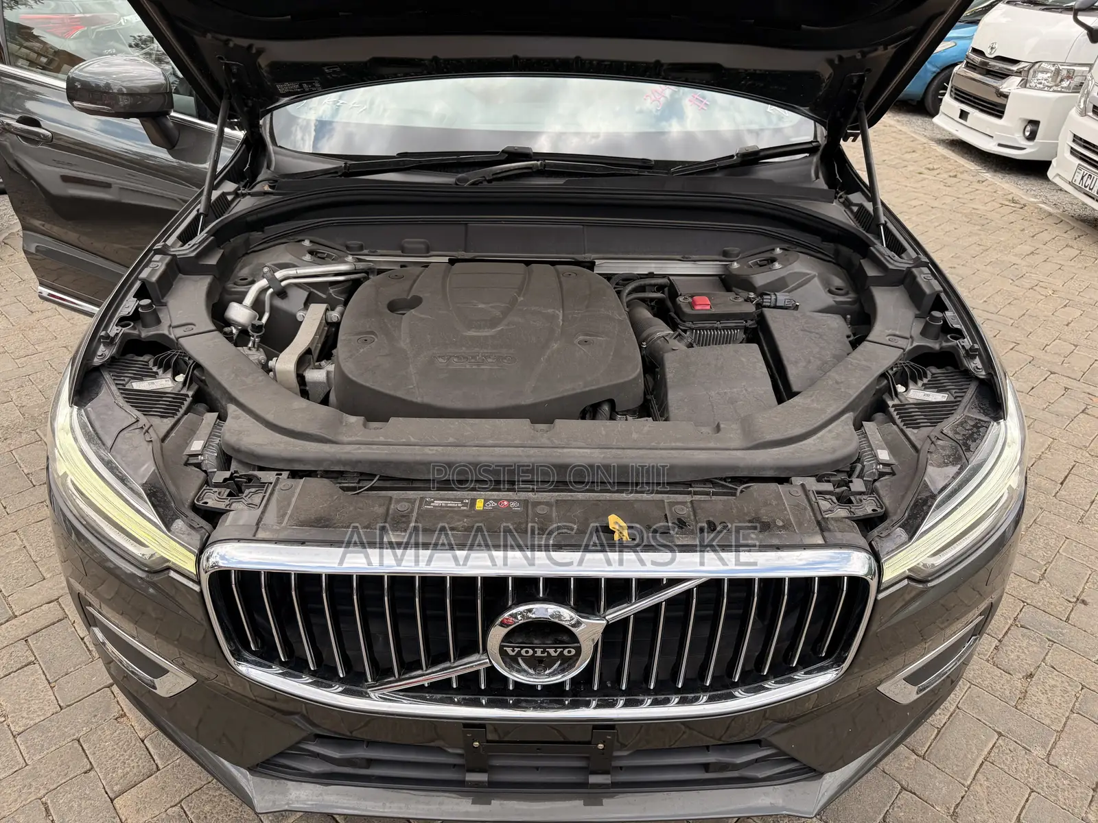 Volvo XC60 2019 Gray
