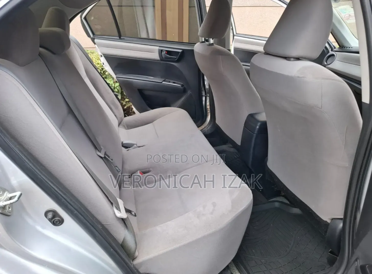 Toyota Axio 2012 Silver