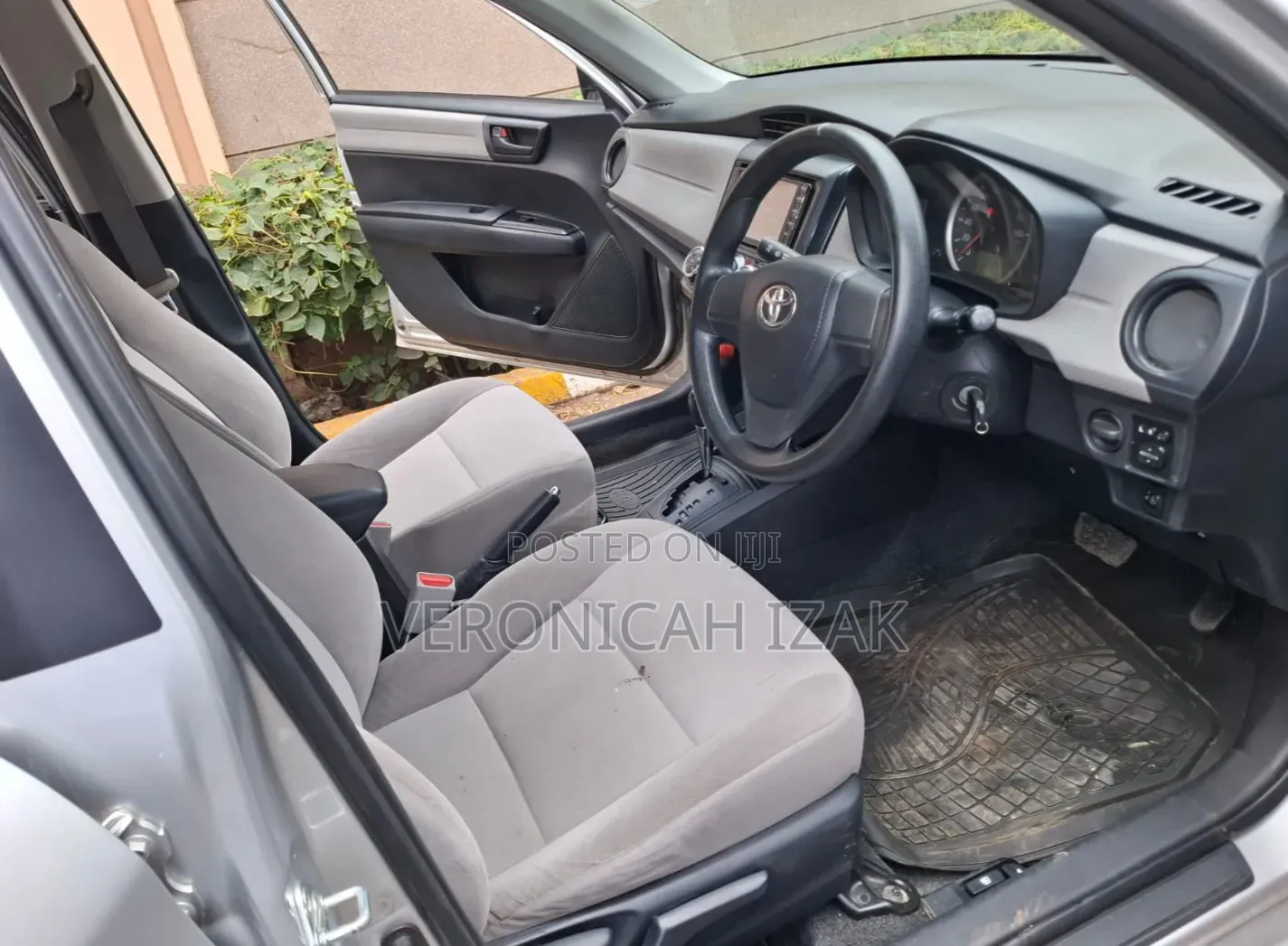 Toyota Axio 2012 Silver