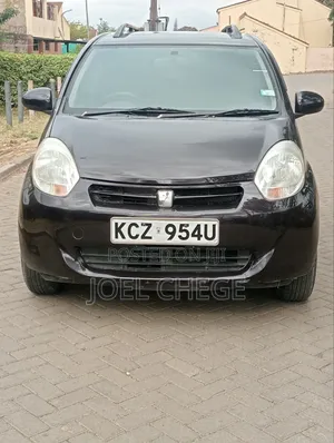 Toyota Passo 2013 Maroon