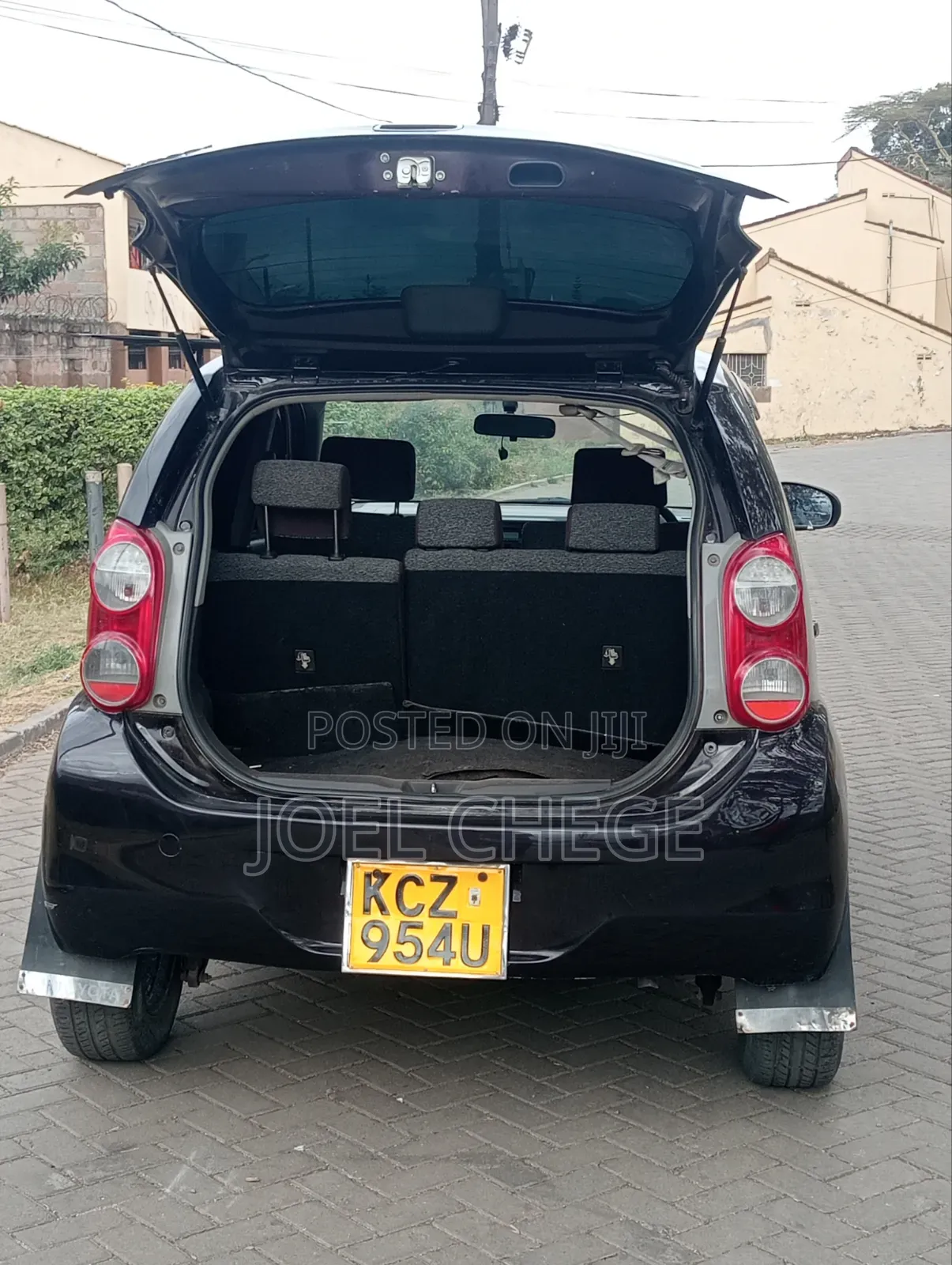 Toyota Passo 2013 Maroon