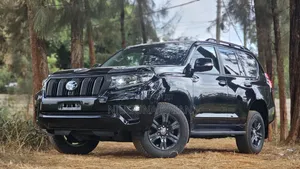Toyota Land Cruiser Prado 2.8 2023 Black