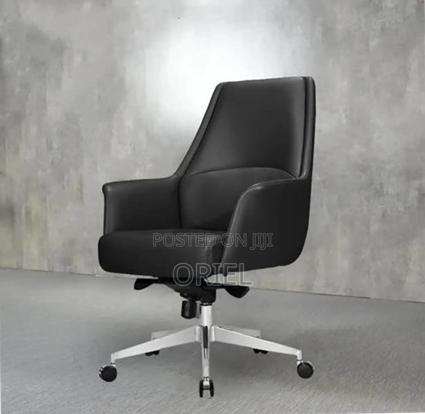 Executive Office Chair : Mid-Back Leather Desk Seat